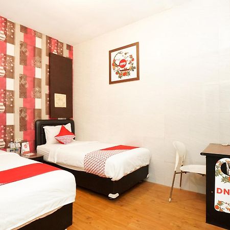 Oyo 425 Mojokerto Guesthouse Εξωτερικό φωτογραφία