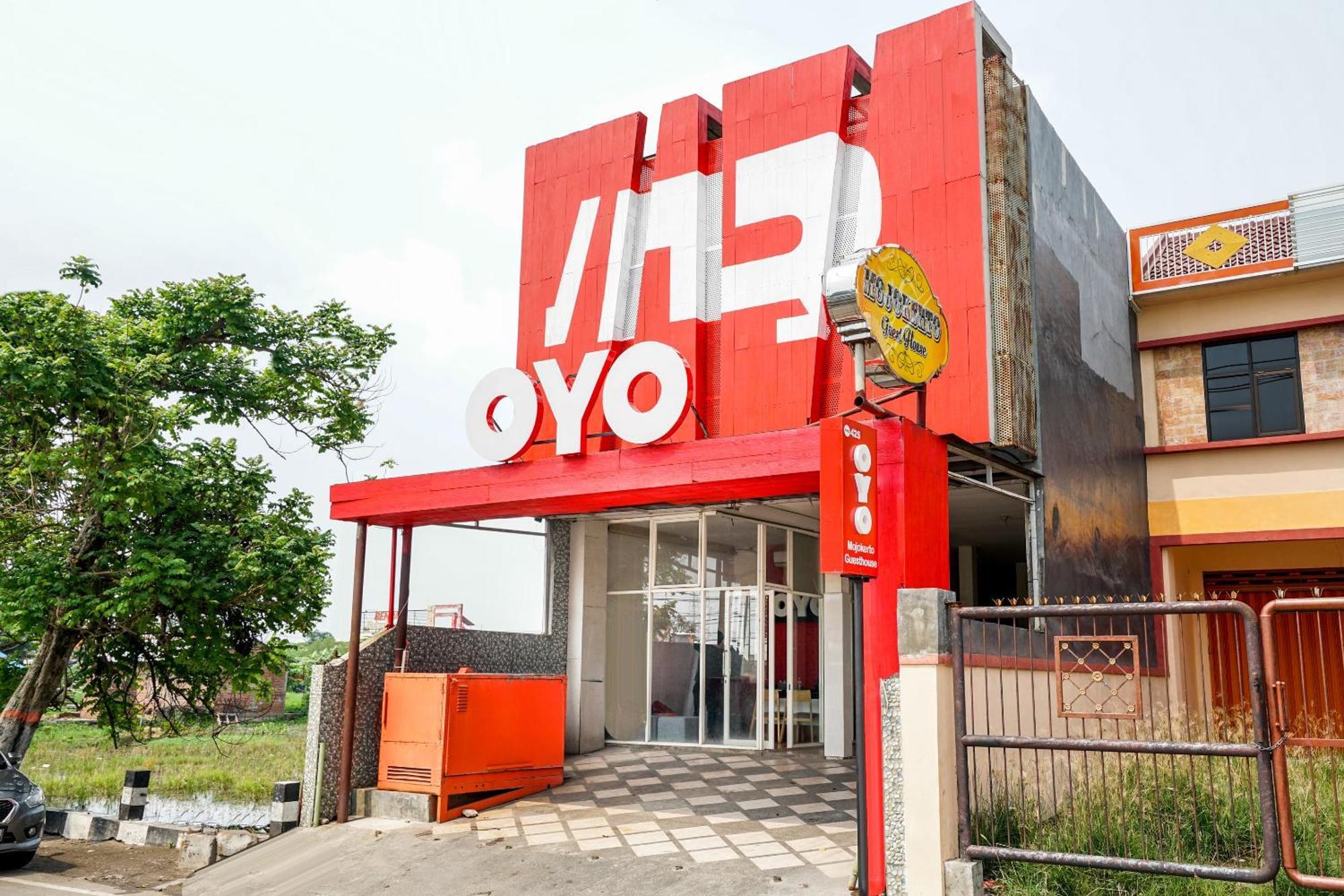 Oyo 425 Mojokerto Guesthouse Εξωτερικό φωτογραφία